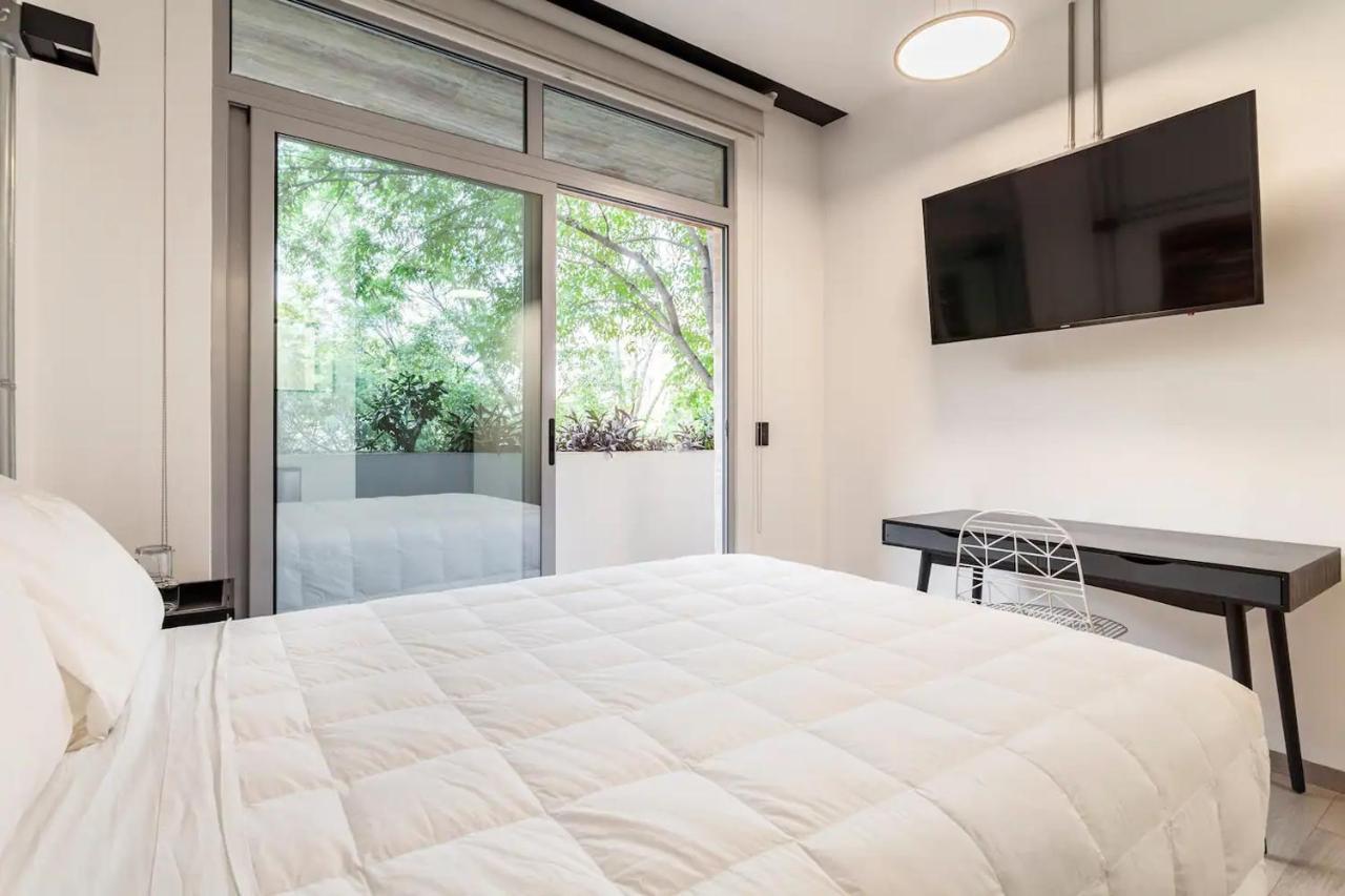 Hostel Mariano Escobedo 48 Meksyk Zewnętrze zdjęcie
